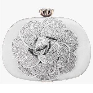 Nina white crystal embellished flower minaudiere
